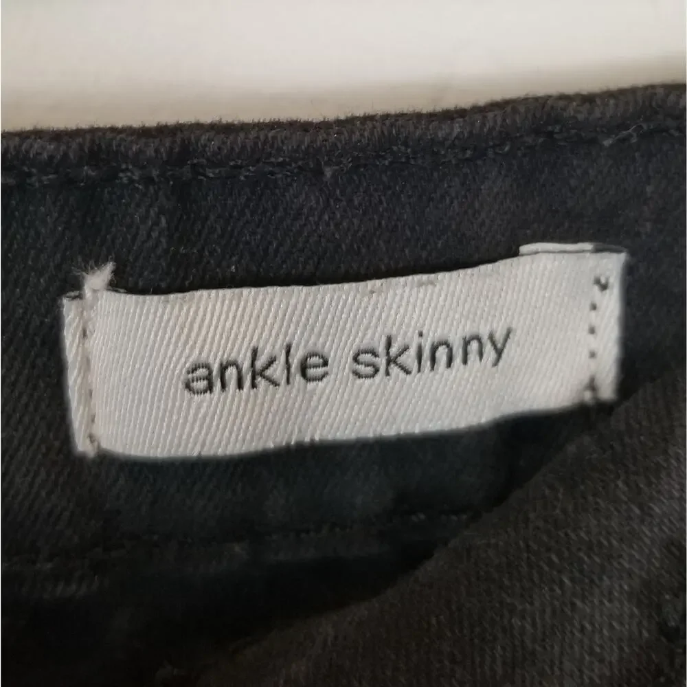 Social Standard by Sanctuary Women's Gray Black Camo Ankle Skinny Jeans Size 6